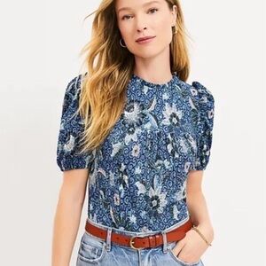 NWT LOFT Blue Floral Puff Sleeve Blouse XSP